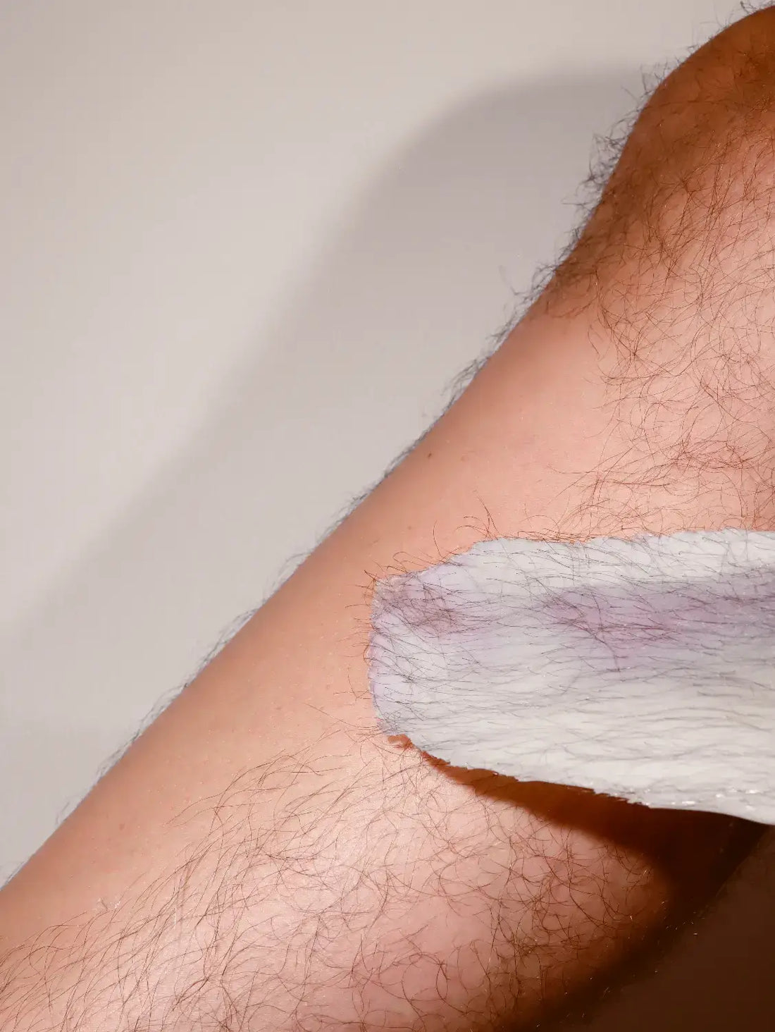 Male Waxing: A Growing Trend in the Beauty and Grooming Industry