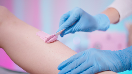 Histamine Reaction After Waxing: How to Spot It Early and Handle It Professionally